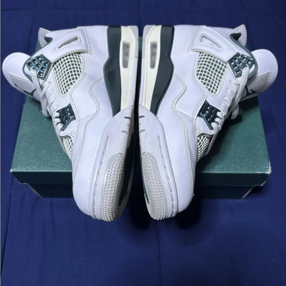 Jordan 4 Retro Oxidized Green 2024 Size 10